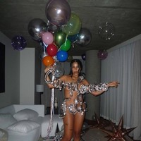 Mucha Leche En Tu Cumpleano / Tetas Tetas (Dirty)